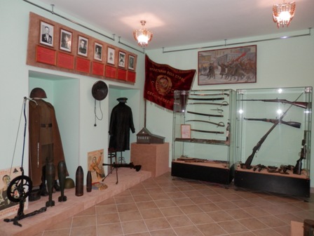 Дом Плотникова-экспозиция Оружие.JPG